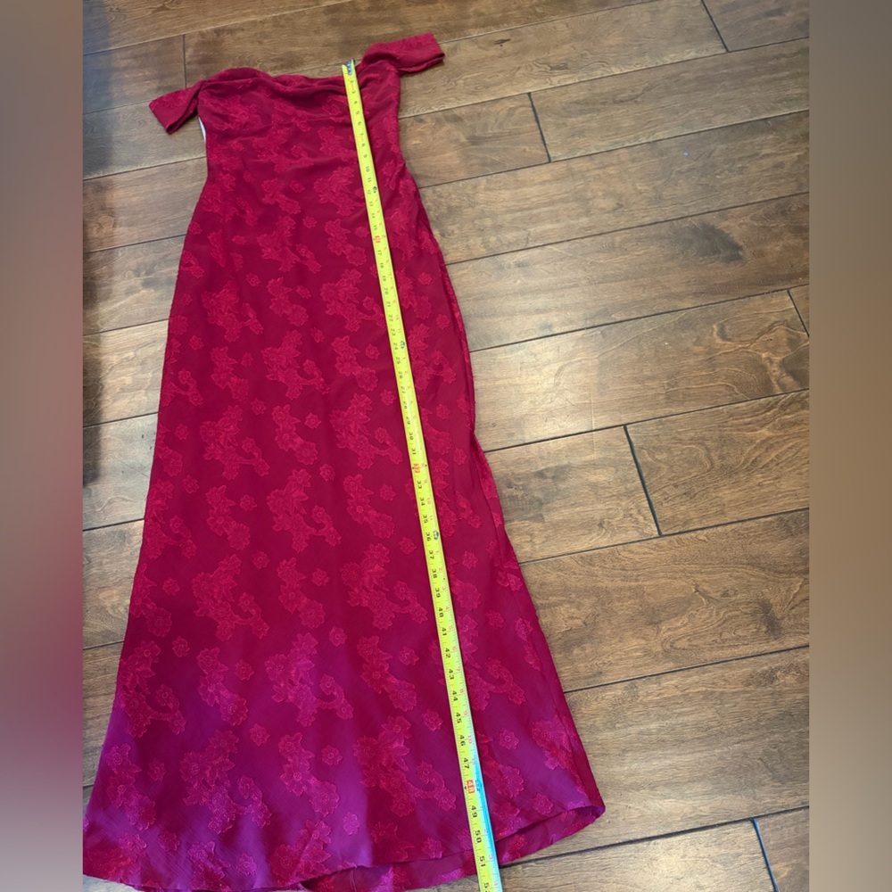 Princess Polly Azura Burn Out Burgundy Maxi Dress    Size :8 - Picture 10 of 12